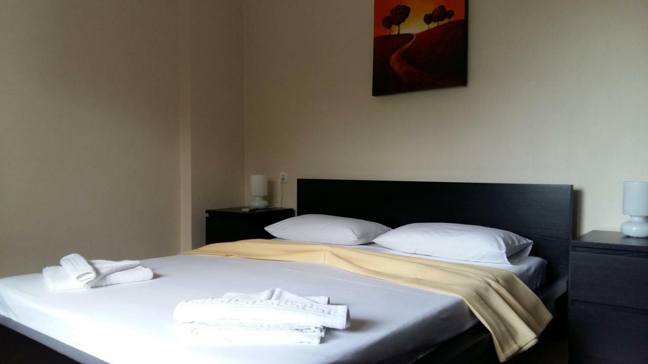 Gougousis Apartments Kaloyiros Zewnętrze zdjęcie
