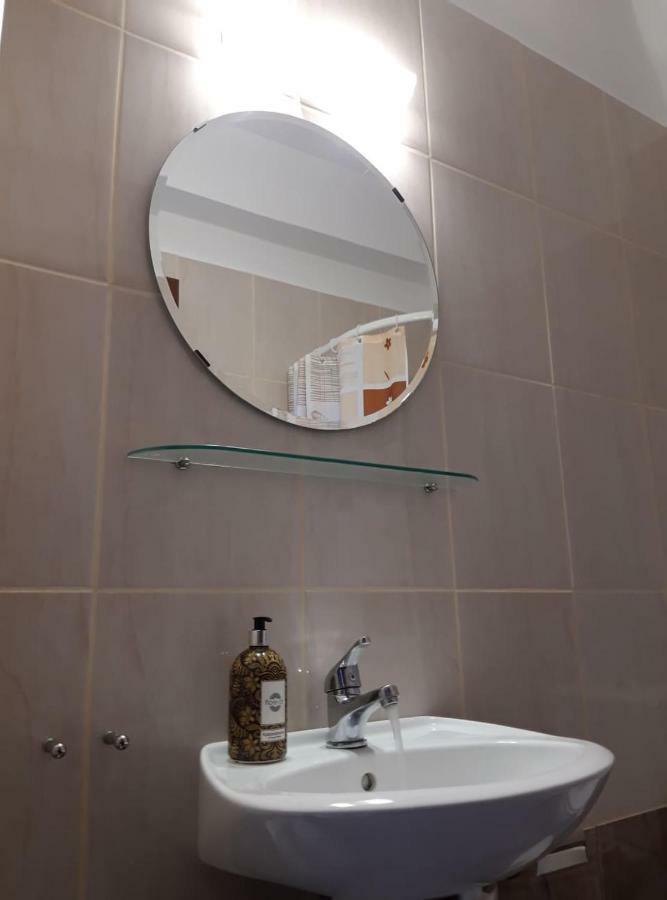 Gougousis Apartments Kaloyiros Zewnętrze zdjęcie